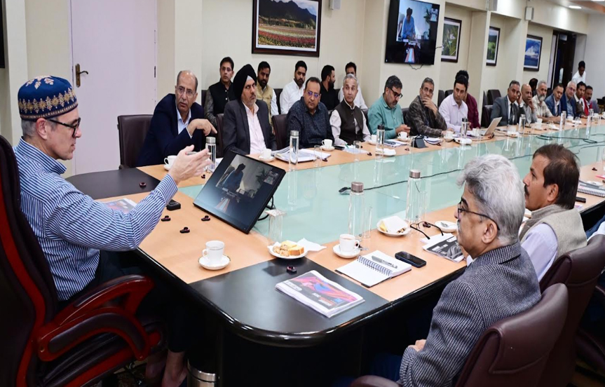 'CM Omar reviews preparations for Kashmir Marathon'